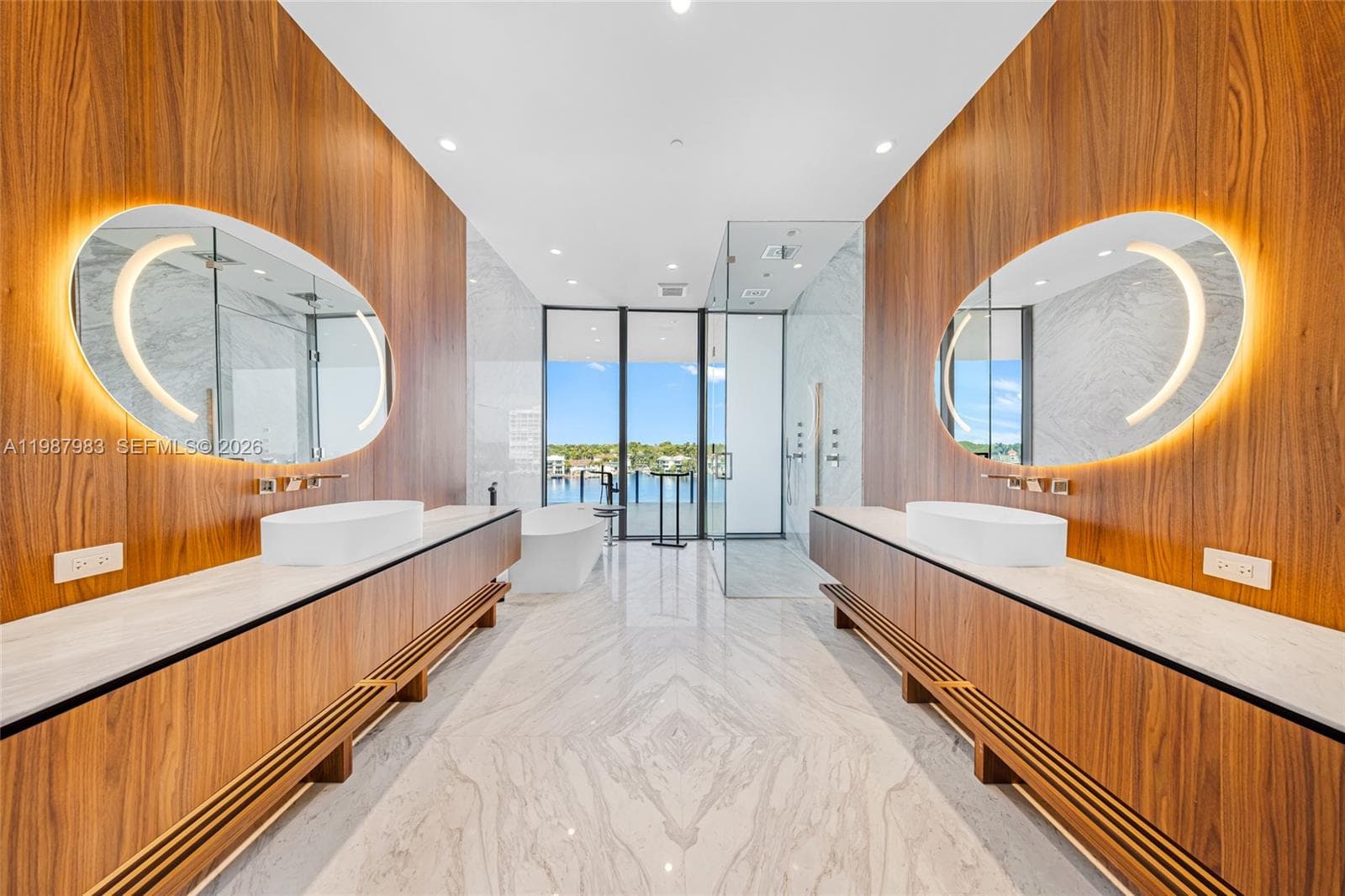 5 Grove Isle Dr # 504, Coconut Grove FL 33133 — 44
