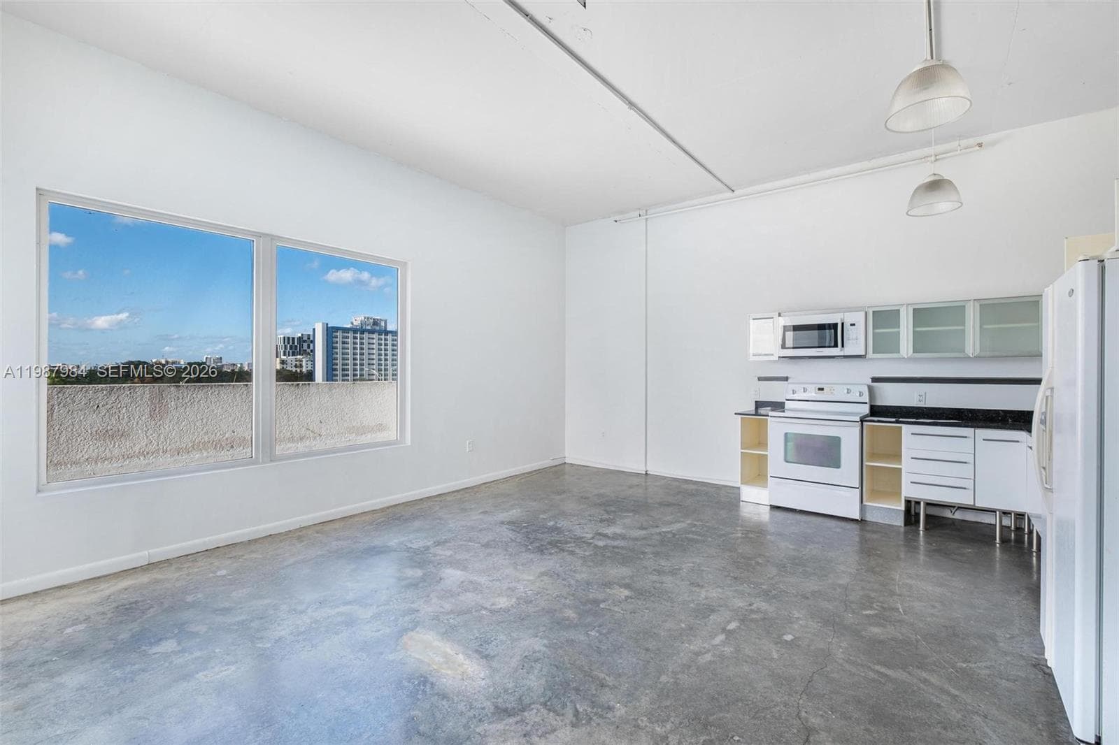 10 SW South River Dr # 609, Miami FL 33130 — 2