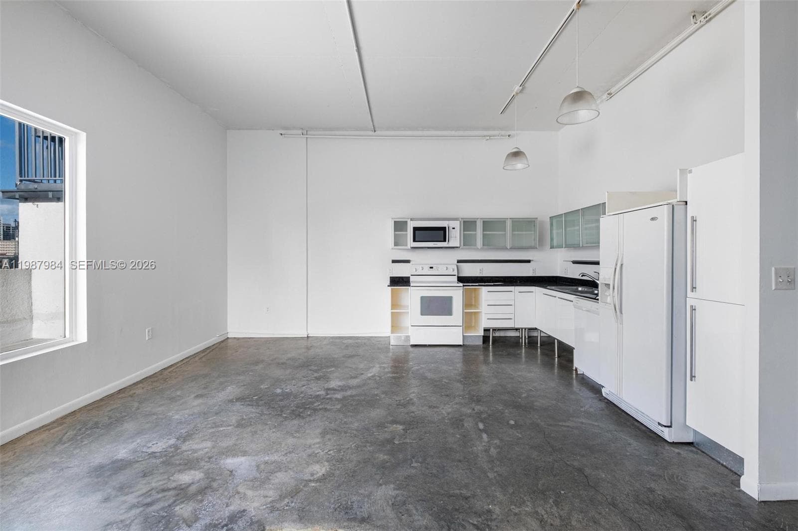 10 SW South River Dr # 609, Miami FL 33130 — 3
