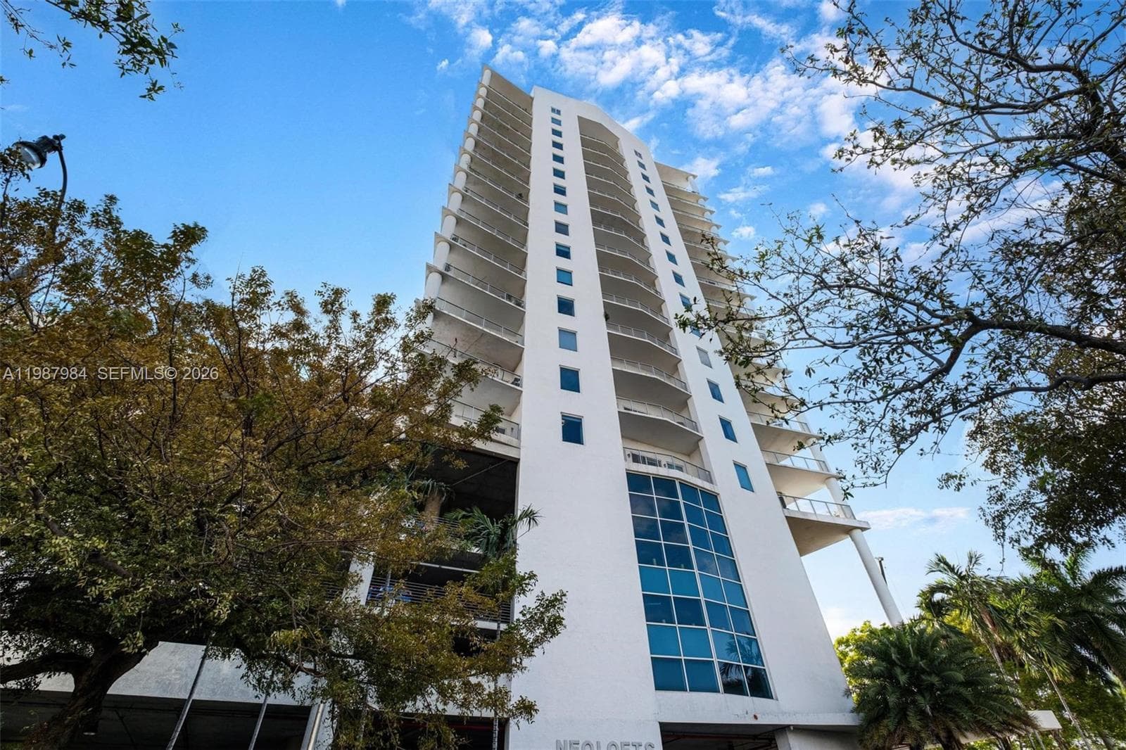 10 SW South River Dr # 609, Miami FL 33130 — 1