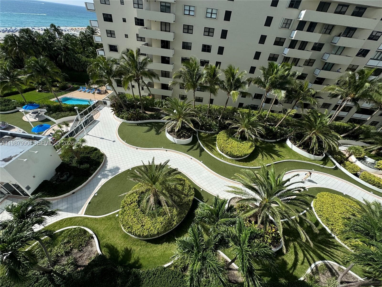 100 Lincoln Rd # 836, Miami Beach FL 33139 — 17