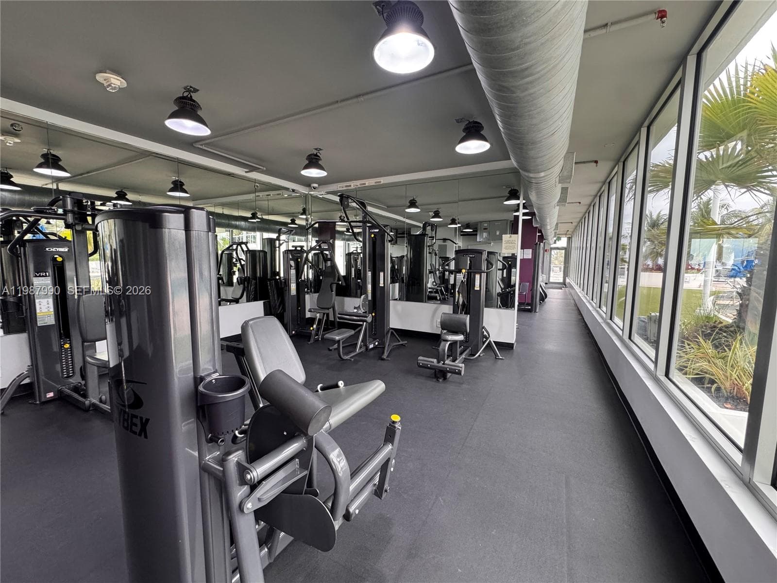 100 Lincoln Rd # 836, Miami Beach FL 33139 — 43