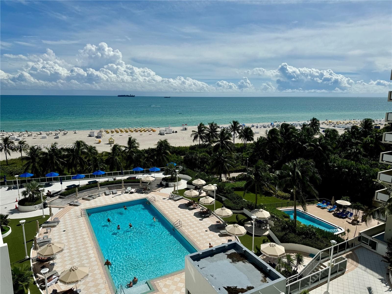 100 Lincoln Rd # 836, Miami Beach FL 33139 — 25