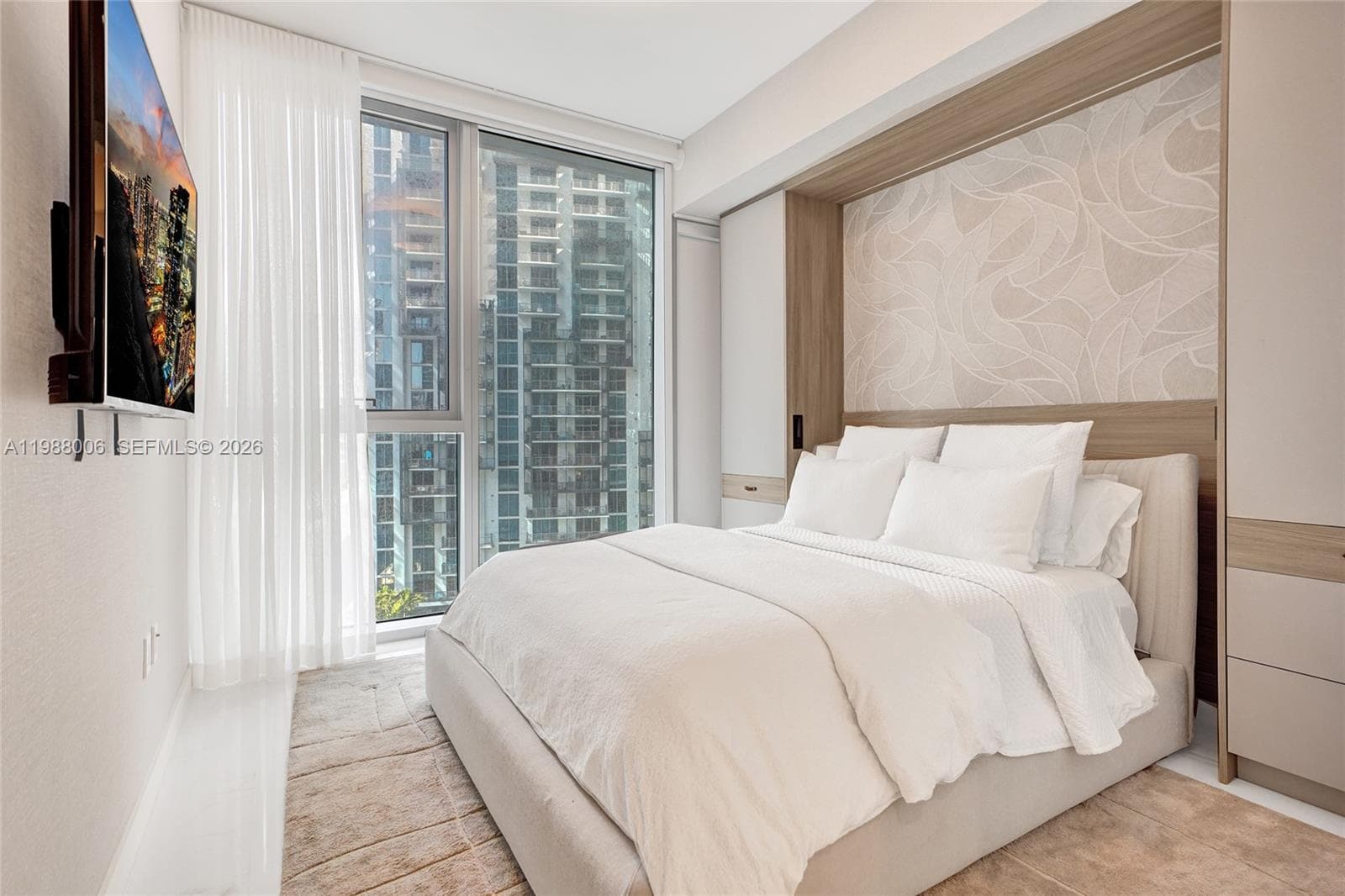 300 Biscayne Boulevard Way # 1808W, Miami FL 33131 — 30