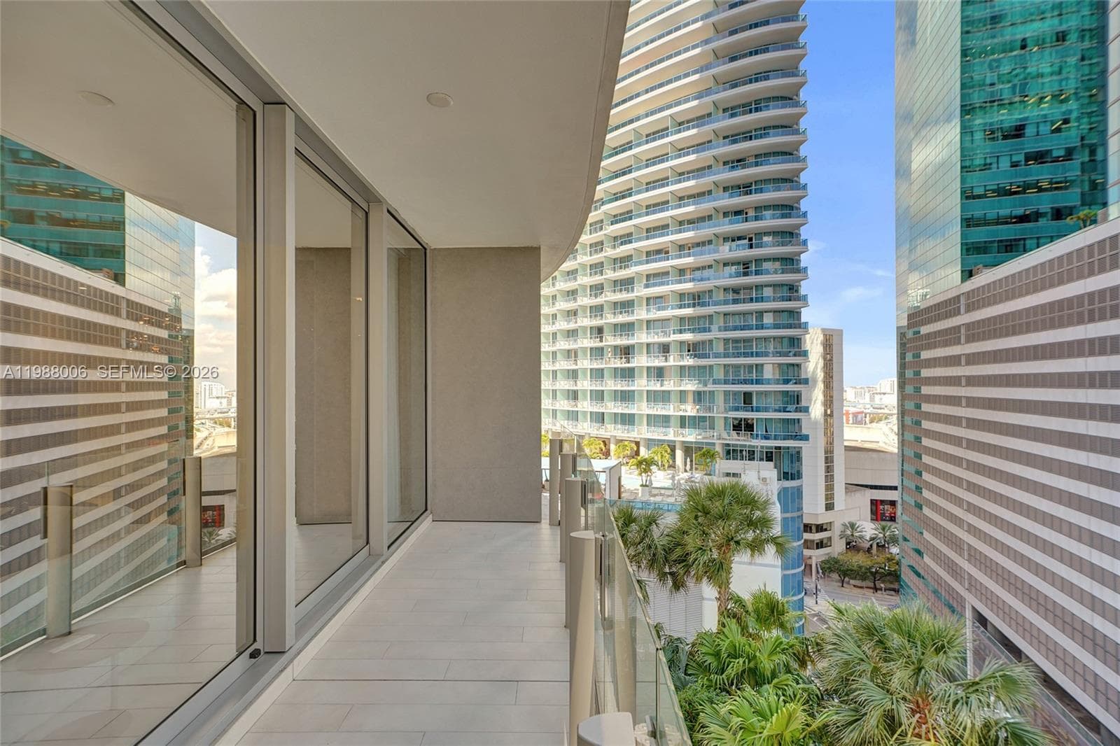 300 Biscayne Boulevard Way # 1808W, Miami FL 33131 — 55