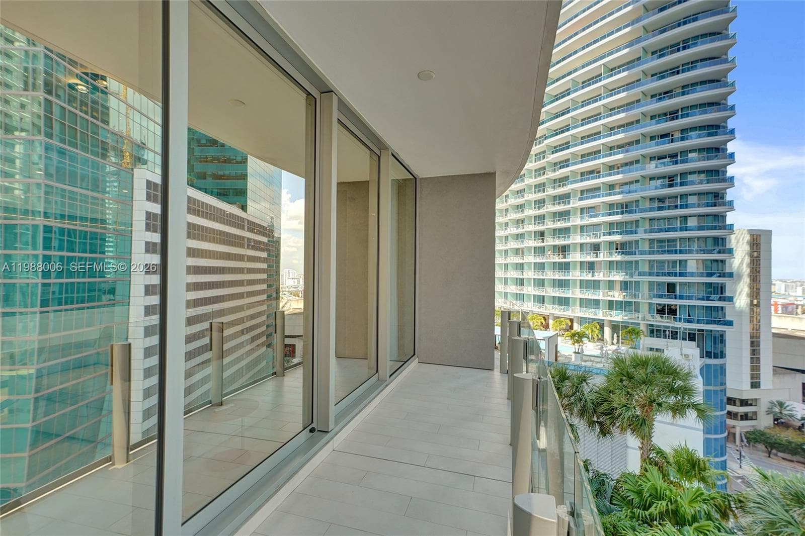 300 Biscayne Boulevard Way # 1808W, Miami FL 33131 — 54