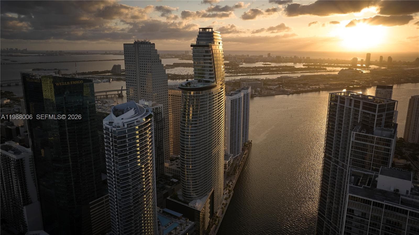 300 Biscayne Boulevard Way # 1808W, Miami FL 33131 — 44