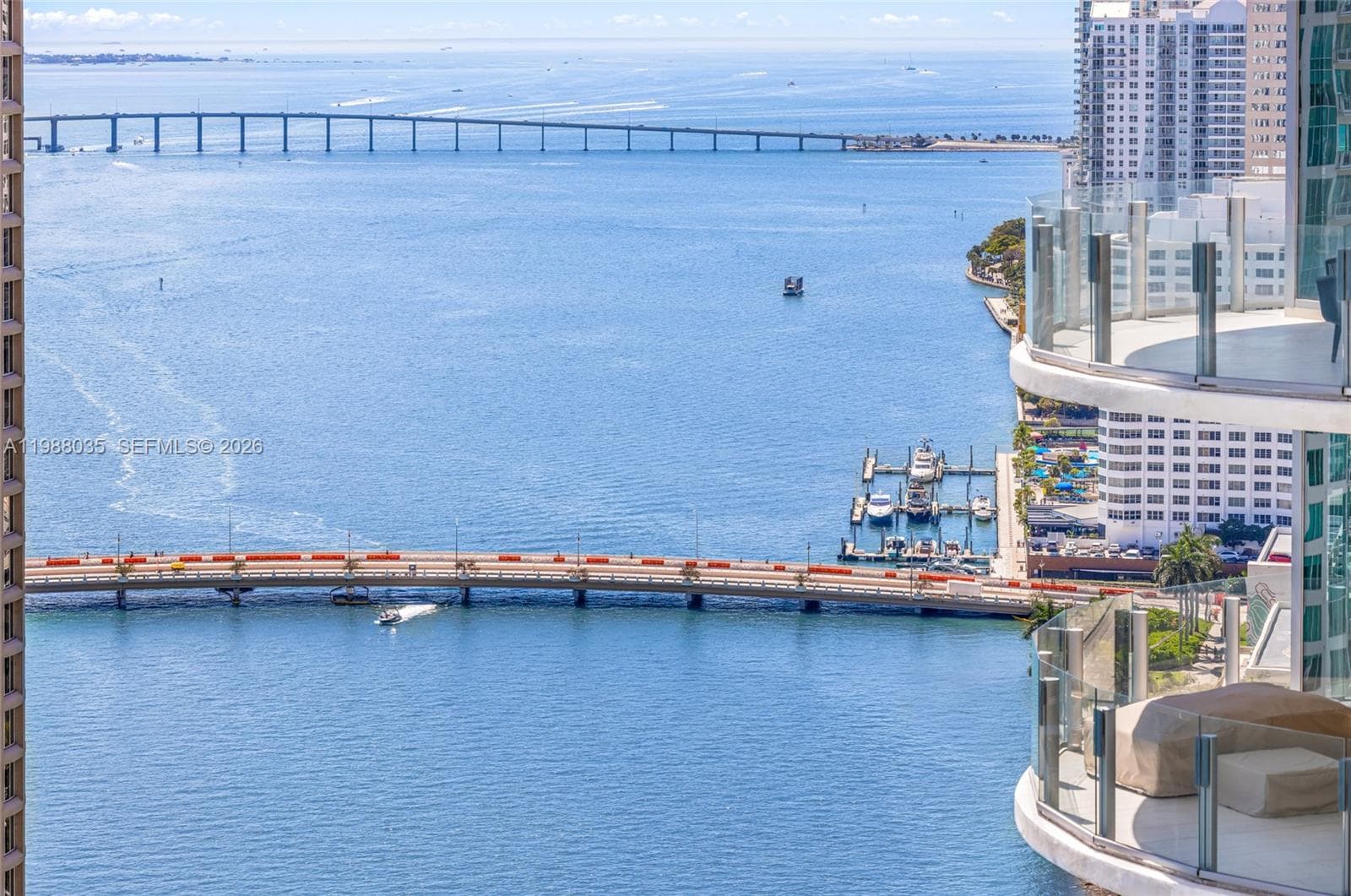 300 S Biscayne Blvd # 2806, Miami FL 33131 — 24