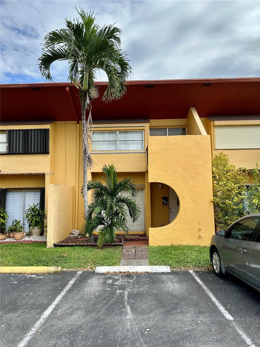 13705 SW 84th St # F, Miami FL 33183 — 2