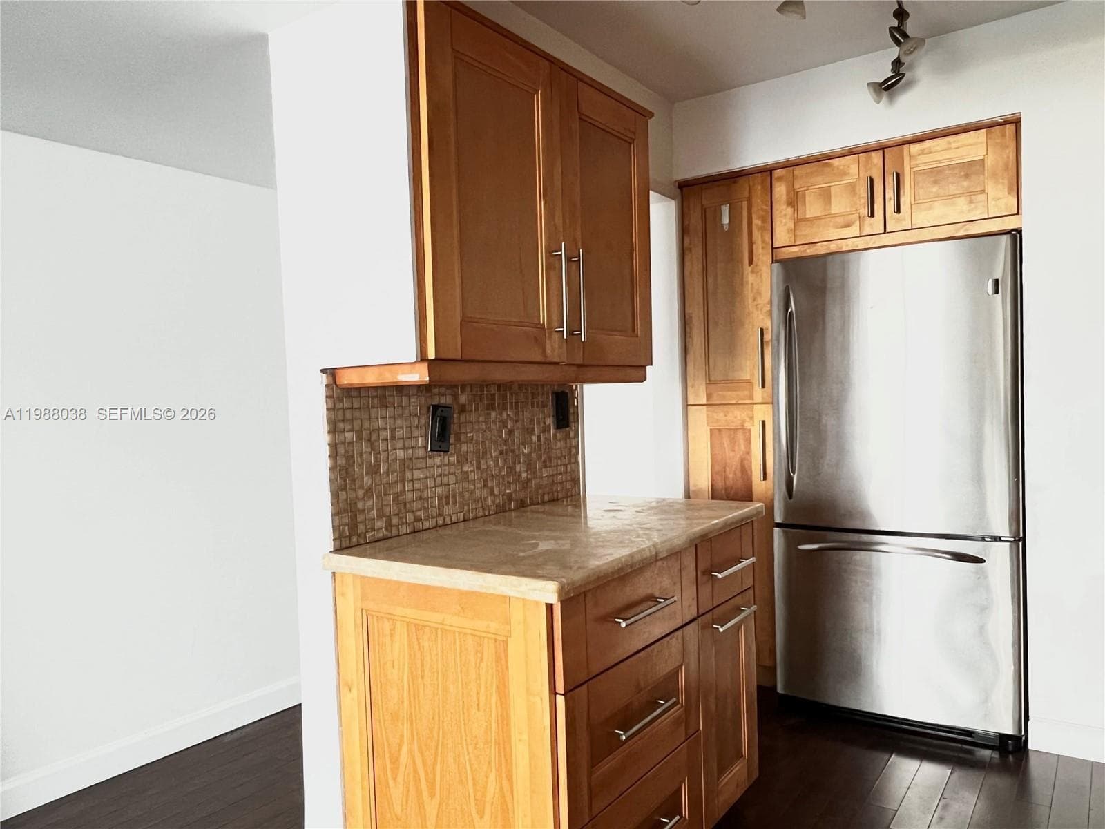 2841 NE 163rd St # 1007, North Miami Beach FL 33160 — 7
