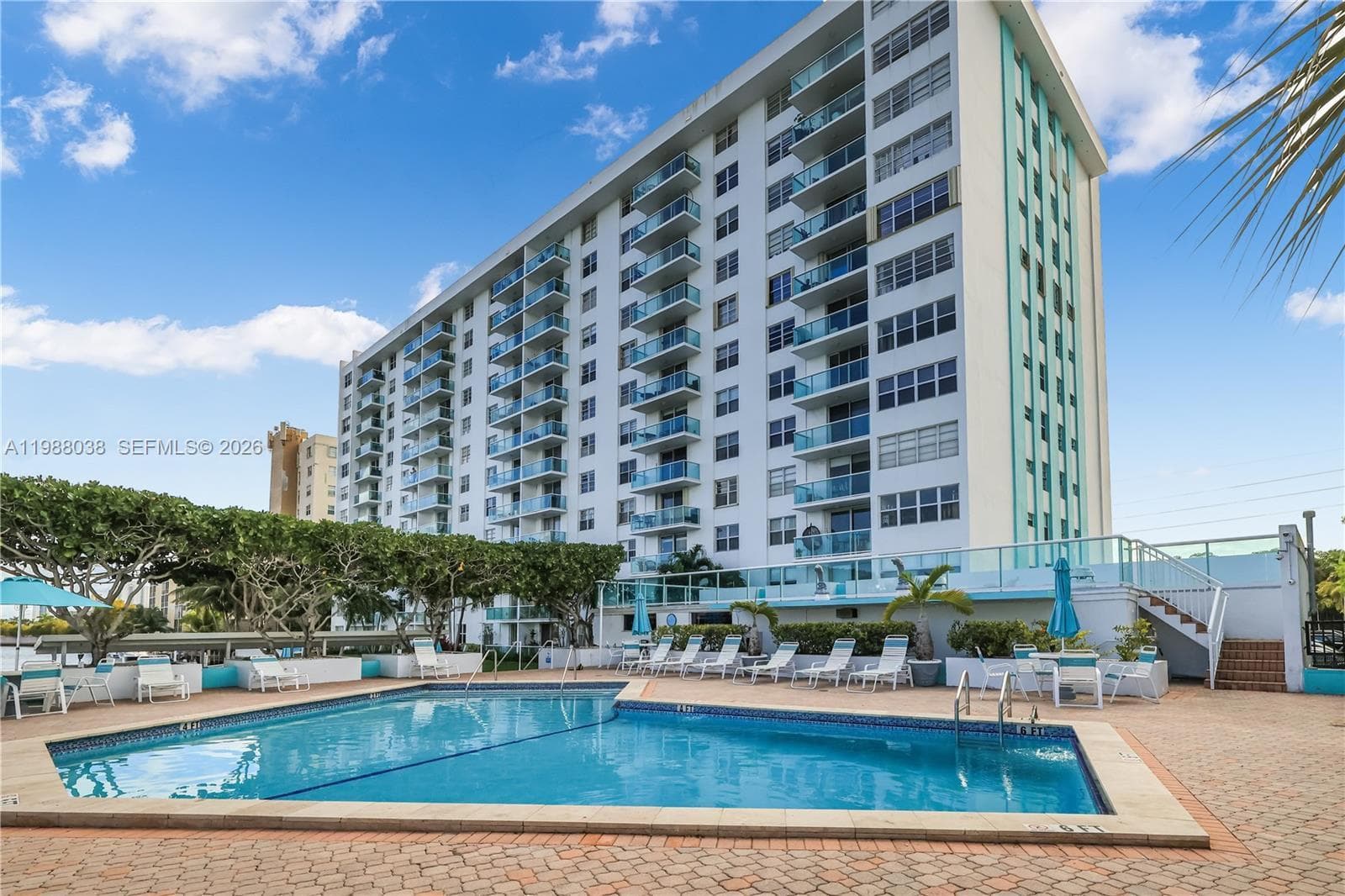 2841 NE 163rd St # 1007, North Miami Beach FL 33160 — 10