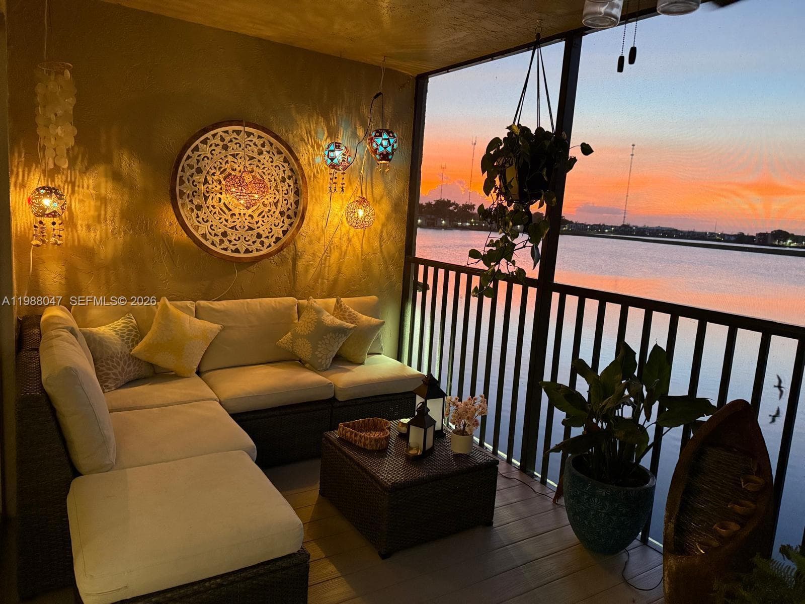 605 Ives Dairy Rd # 7, Miami FL 33179 — 2