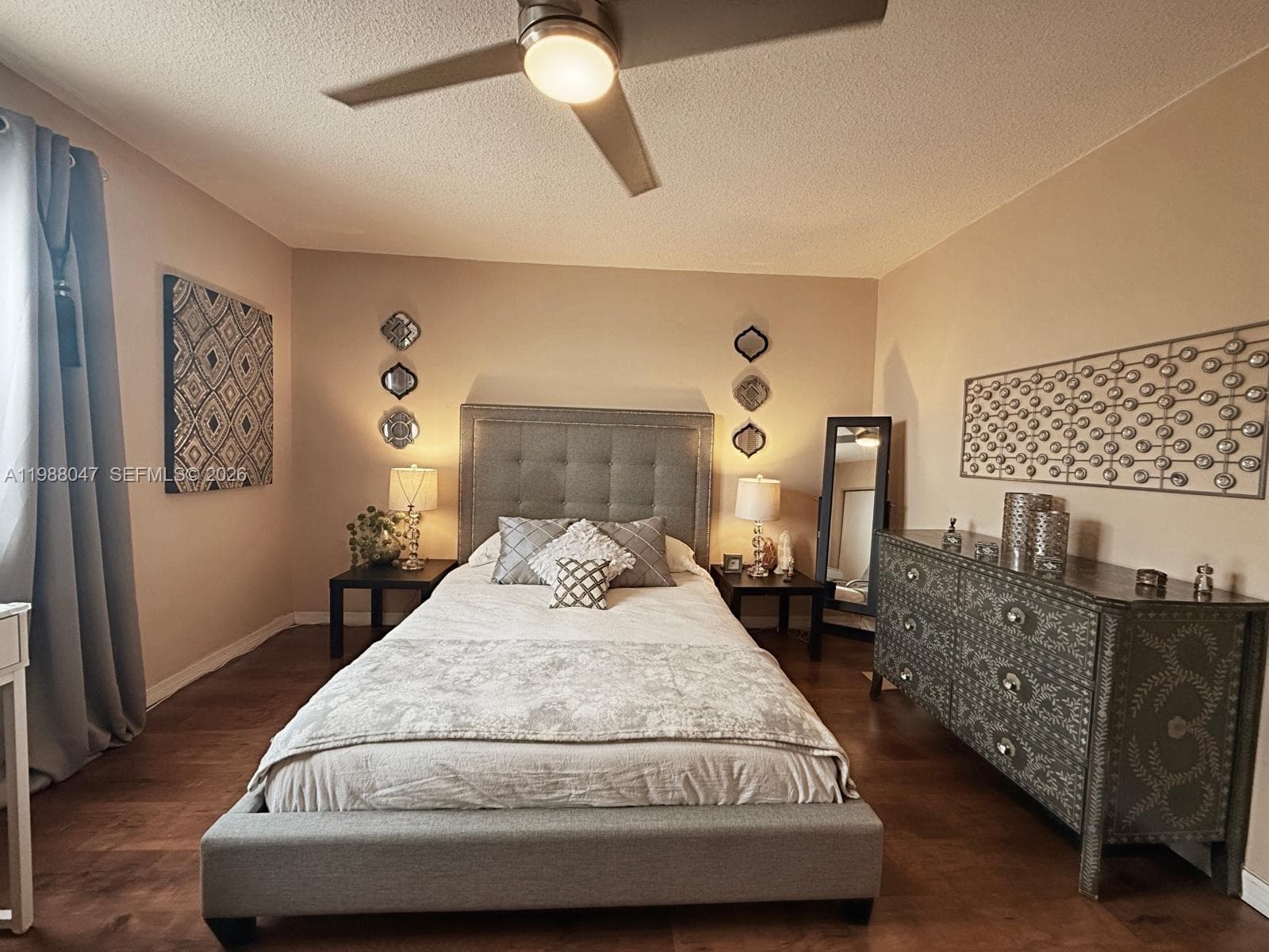 605 Ives Dairy Rd # 7, Miami FL 33179 — 26