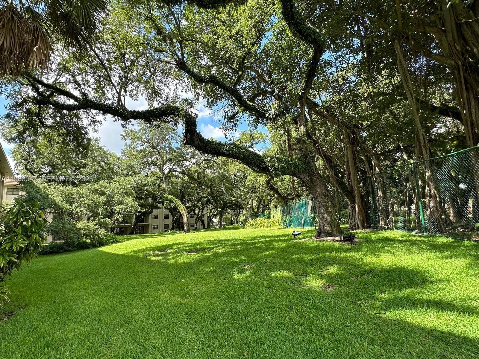 605 Ives Dairy Rd # 7, Miami FL 33179 — 61