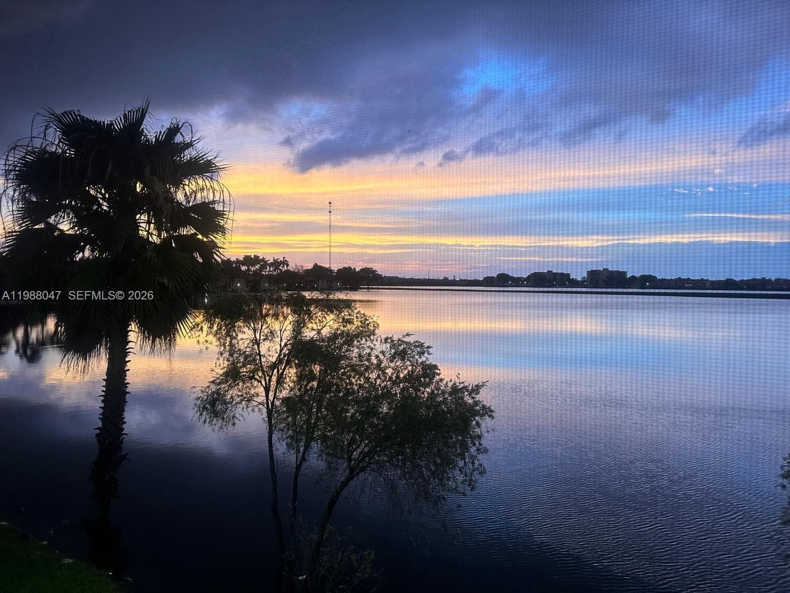 605 Ives Dairy Rd # 7, Miami FL 33179 — 37
