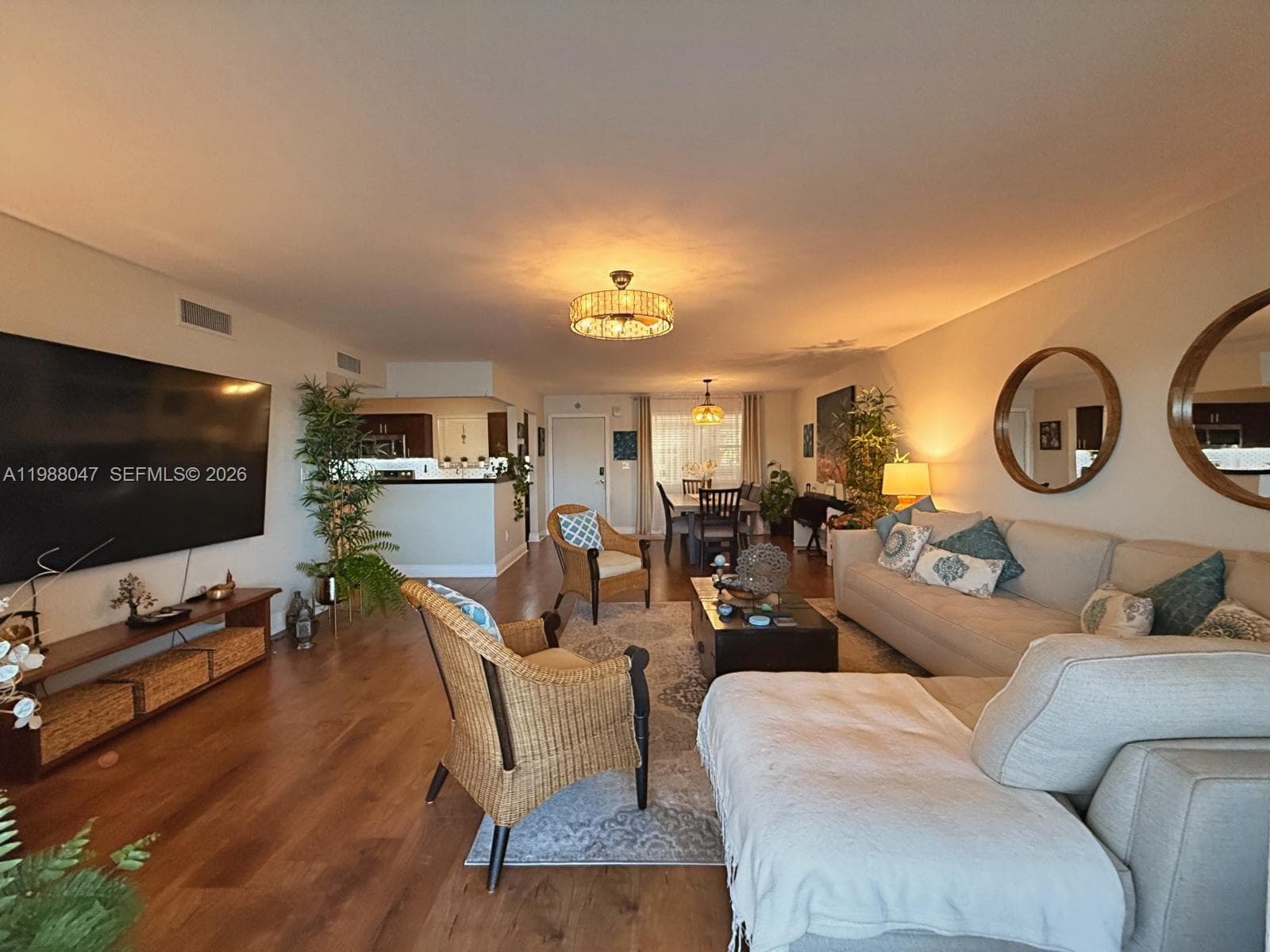 605 Ives Dairy Rd # 7, Miami FL 33179 — 8
