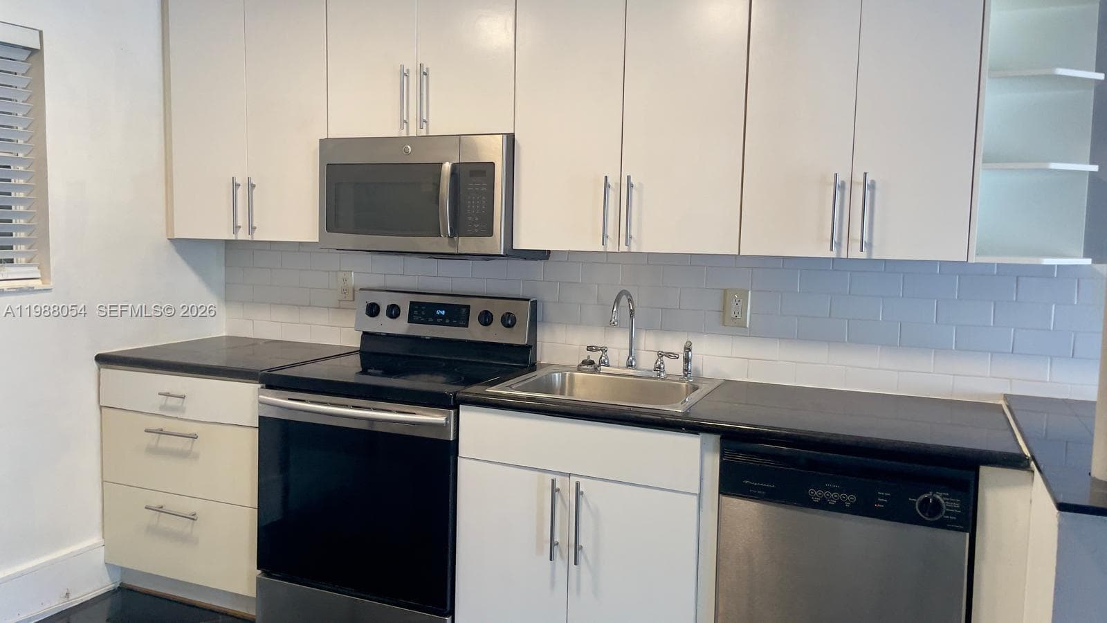 3944 NE 167th St # 106, North Miami Beach FL 33160 — 6