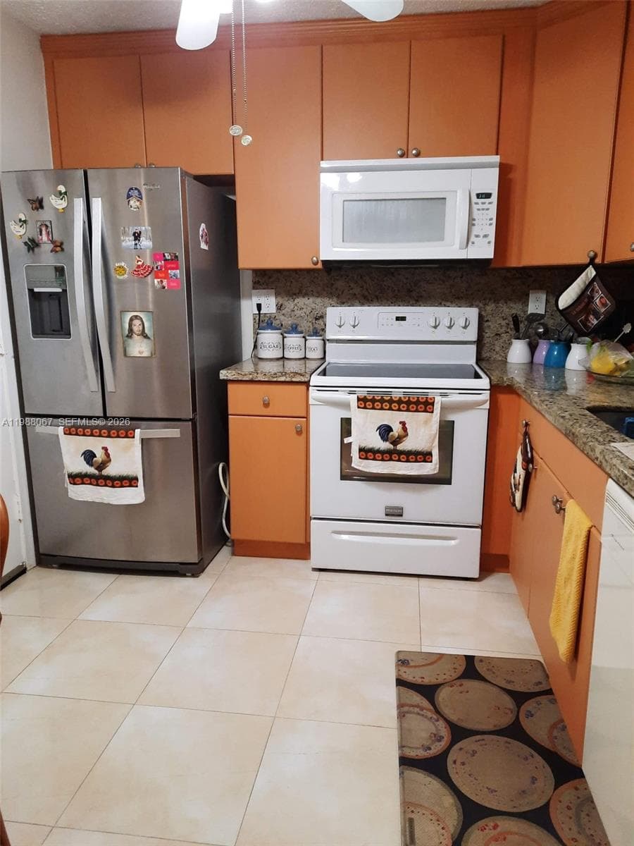 3551 NE 169 # 310, North Miami Beach FL 33160 — 5