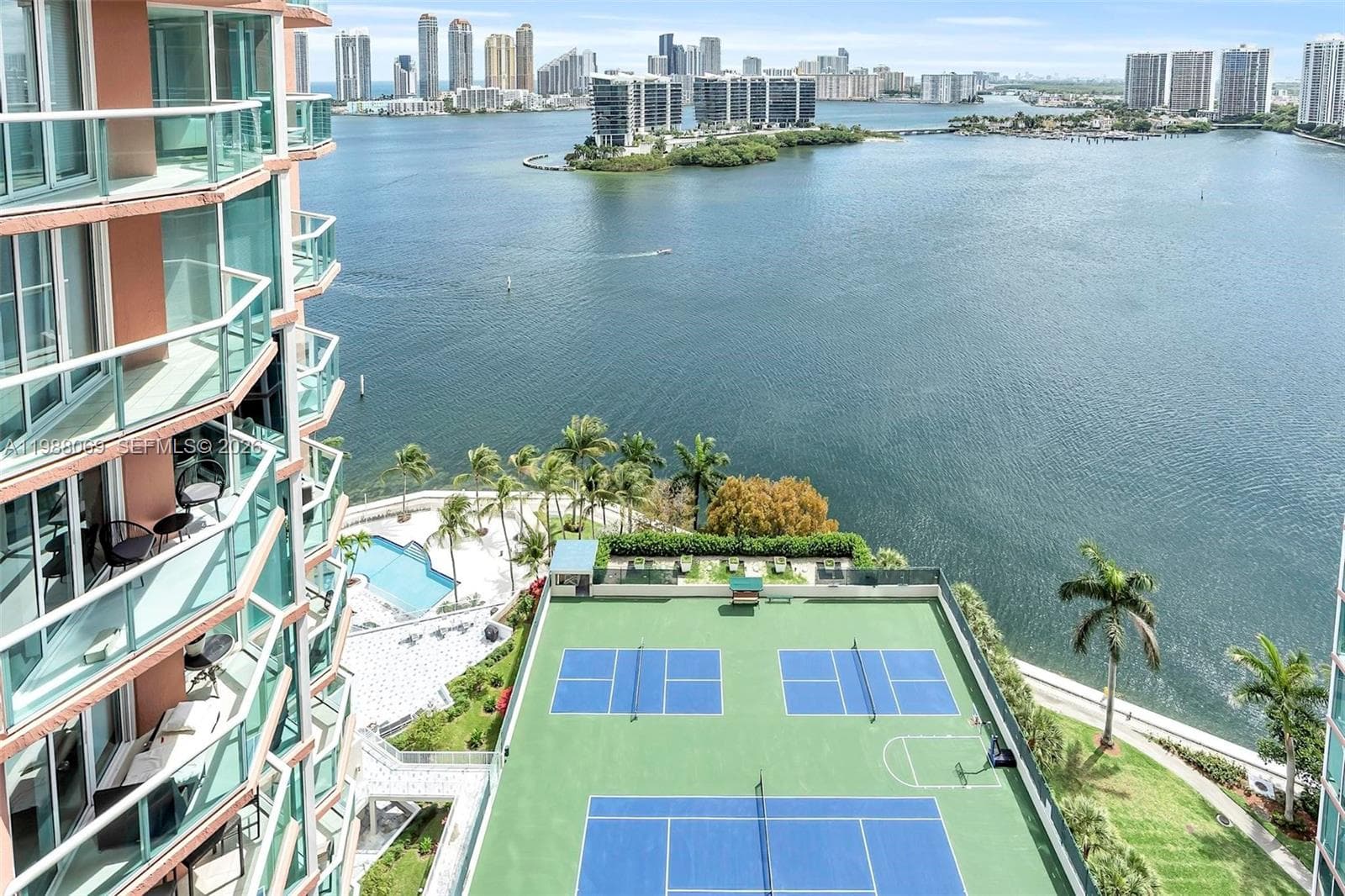 3370 HIDDEN BAY DR # 2210, Aventura FL 33180 — 53
