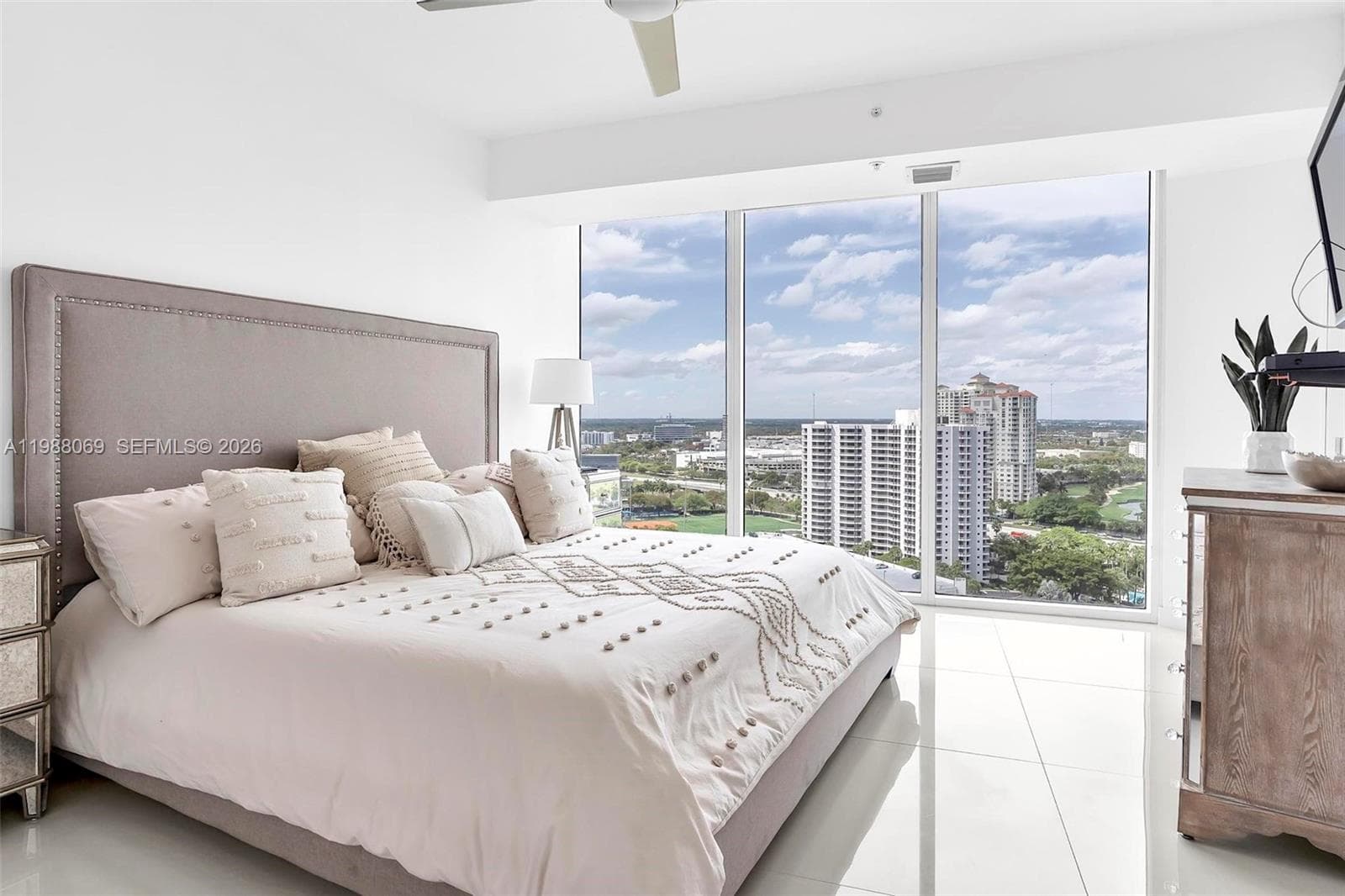 3370 HIDDEN BAY DR # 2210, Aventura FL 33180 — 36