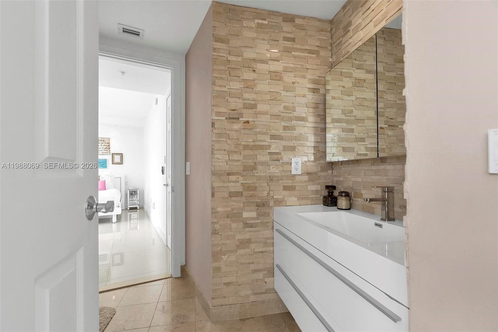 3370 HIDDEN BAY DR # 2210, Aventura FL 33180 — 41