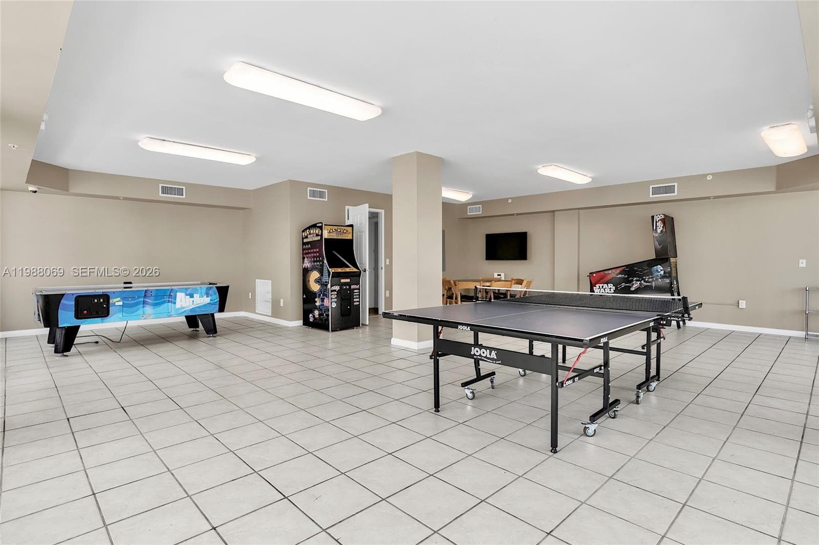 3370 HIDDEN BAY DR # 2210, Aventura FL 33180 — 58