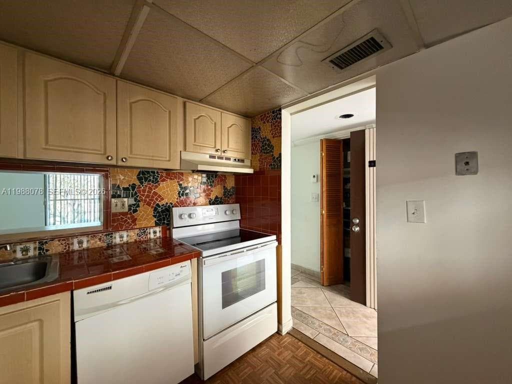 8420 SW 133rd Ave Rd # 309, Miami FL 33183 — 19