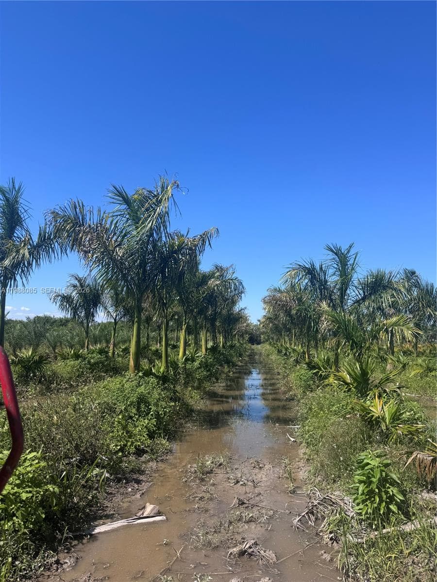 122 ave sw 330 st, Homestead FL 33035 — 4