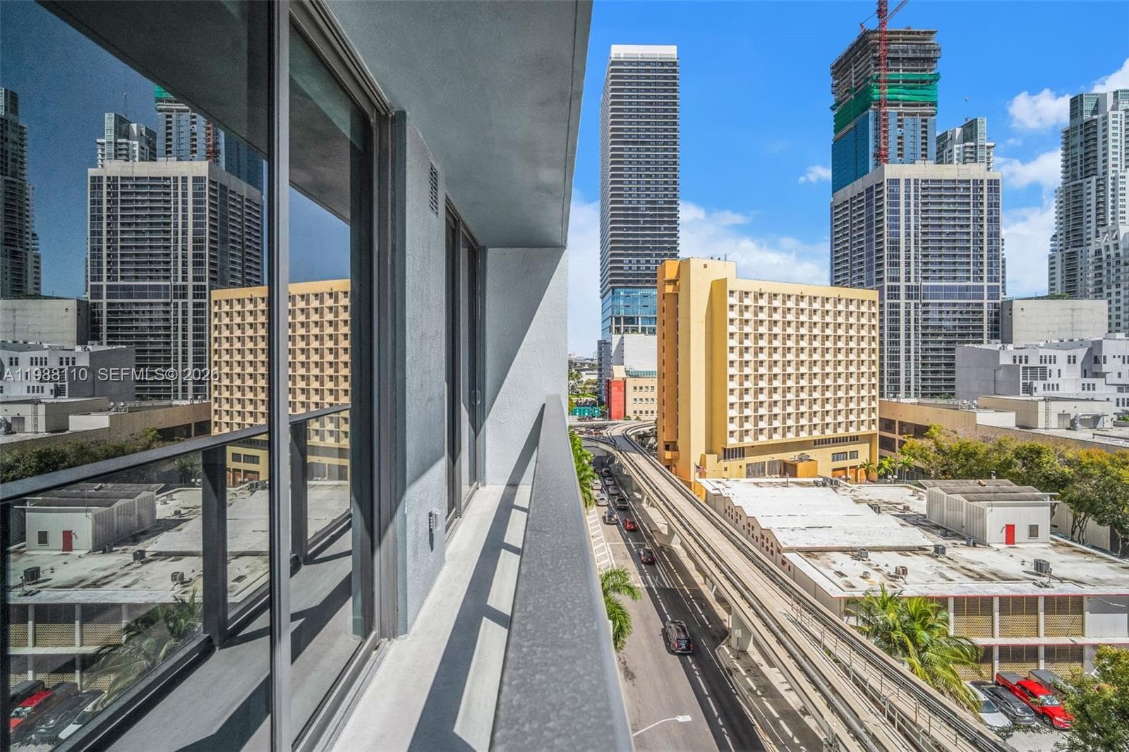 121 NE 5th St # 902, Miami FL 33132 — 22