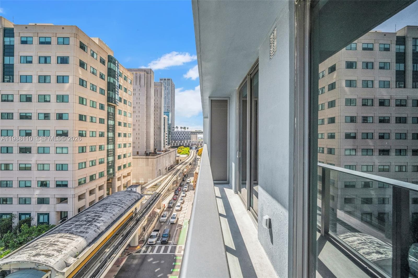 121 NE 5th St # 902, Miami FL 33132 — 21