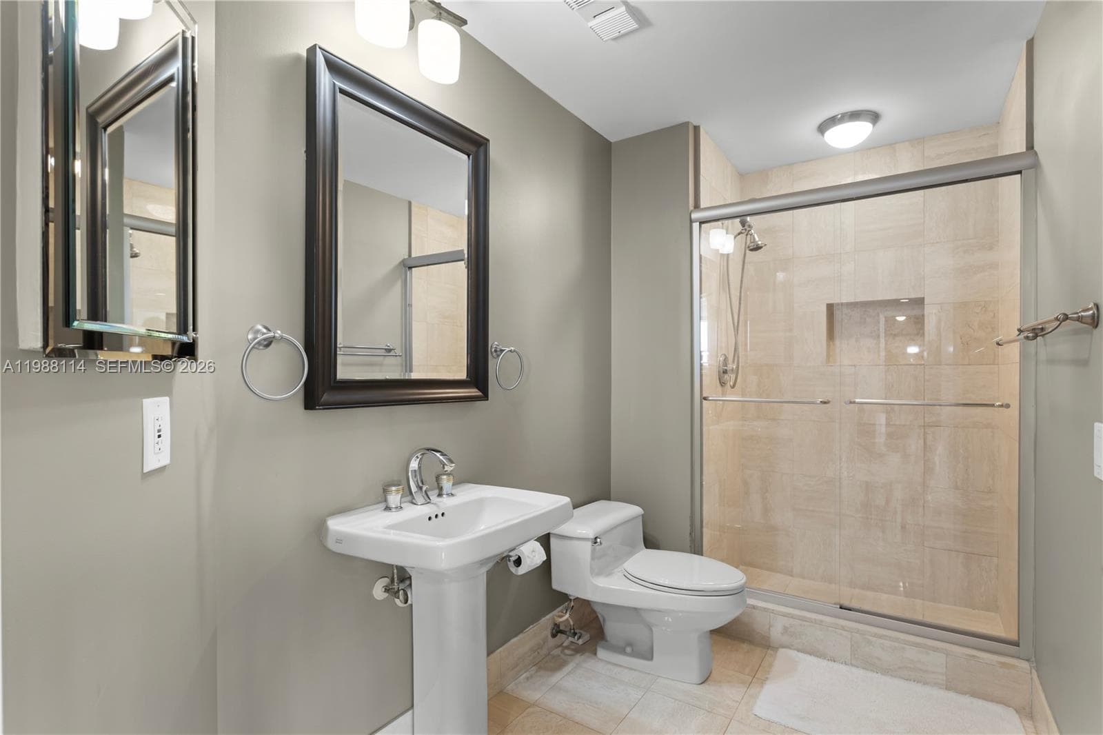 3802 NE 207th St # 1001, Aventura FL 33180 — 26