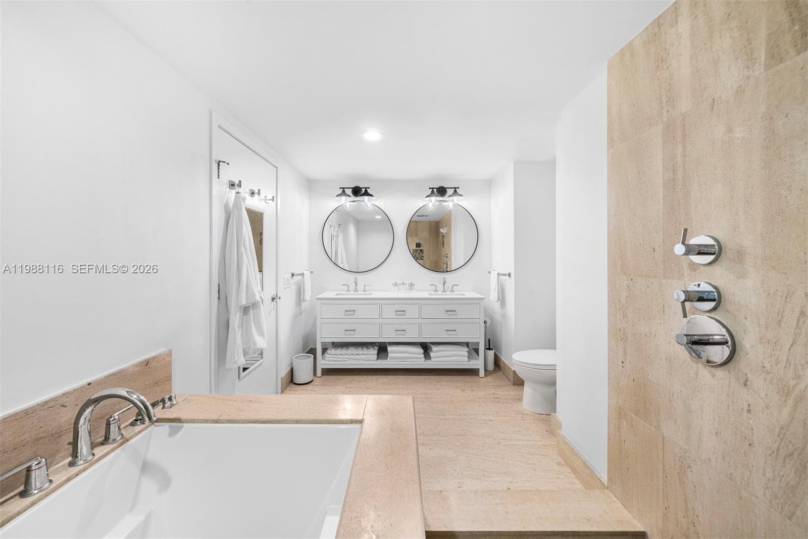 5875 Collins Ave # 906, Miami Beach FL 33140 — 17