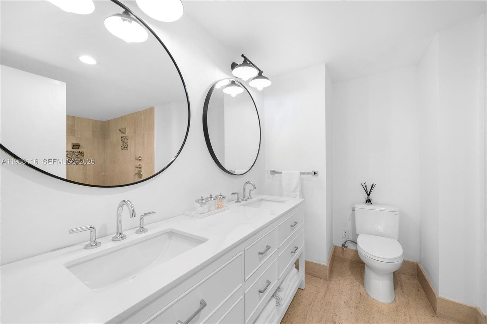 5875 Collins Ave # 906, Miami Beach FL 33140 — 16