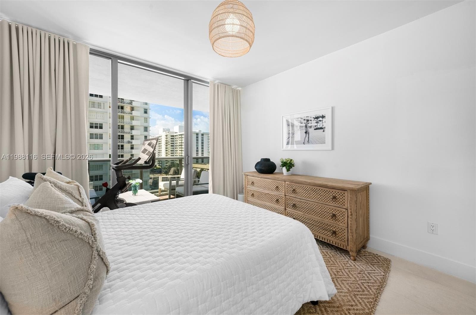 5875 Collins Ave # 906, Miami Beach FL 33140 — 15