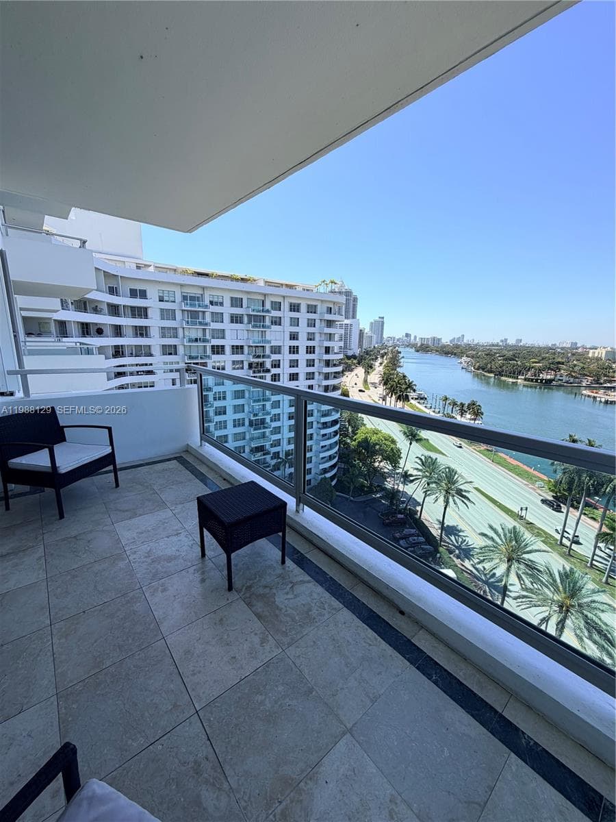 5161 Collins Ave # 1506, Miami Beach FL 33140 — 2