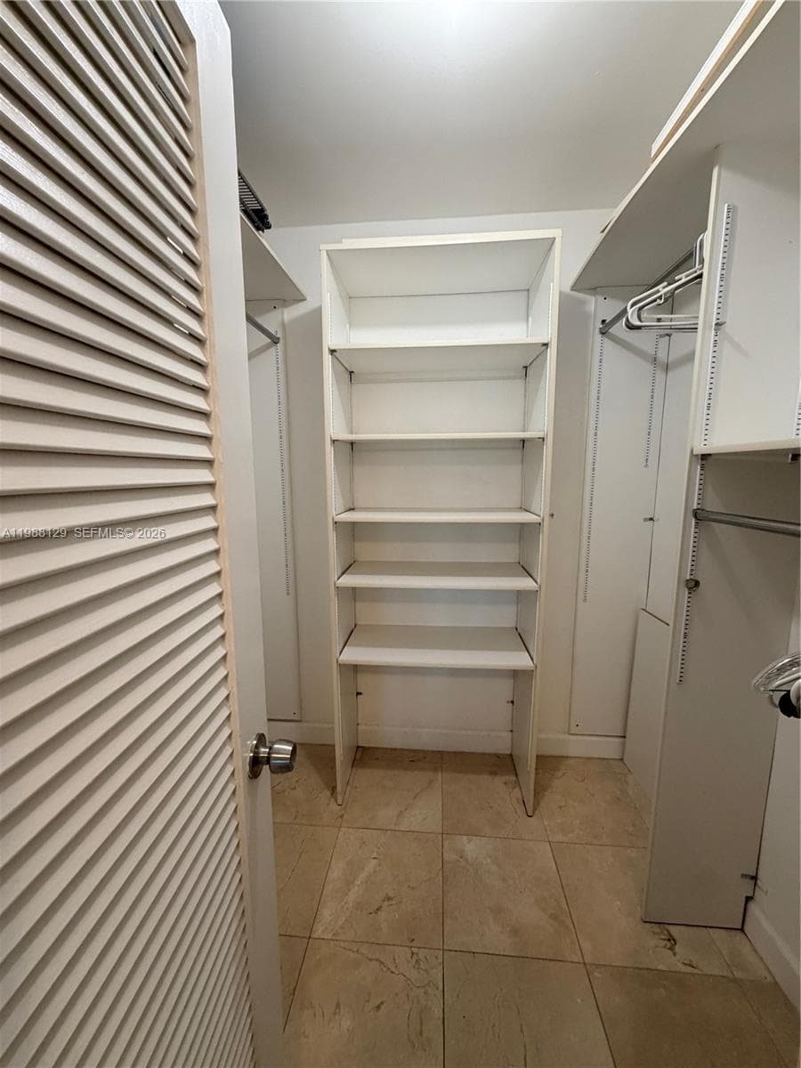 5161 Collins Ave # 1506, Miami Beach FL 33140 — 12