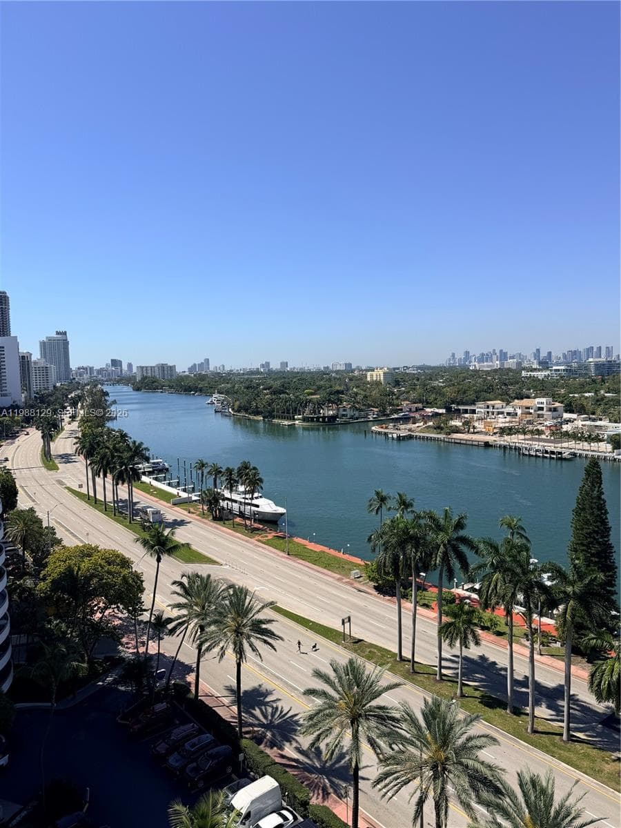 5161 Collins Ave # 1506, Miami Beach FL 33140 — 4