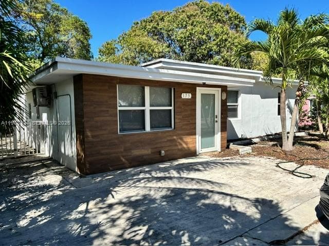 175 NW 121st St, North Miami FL 33168 — 3