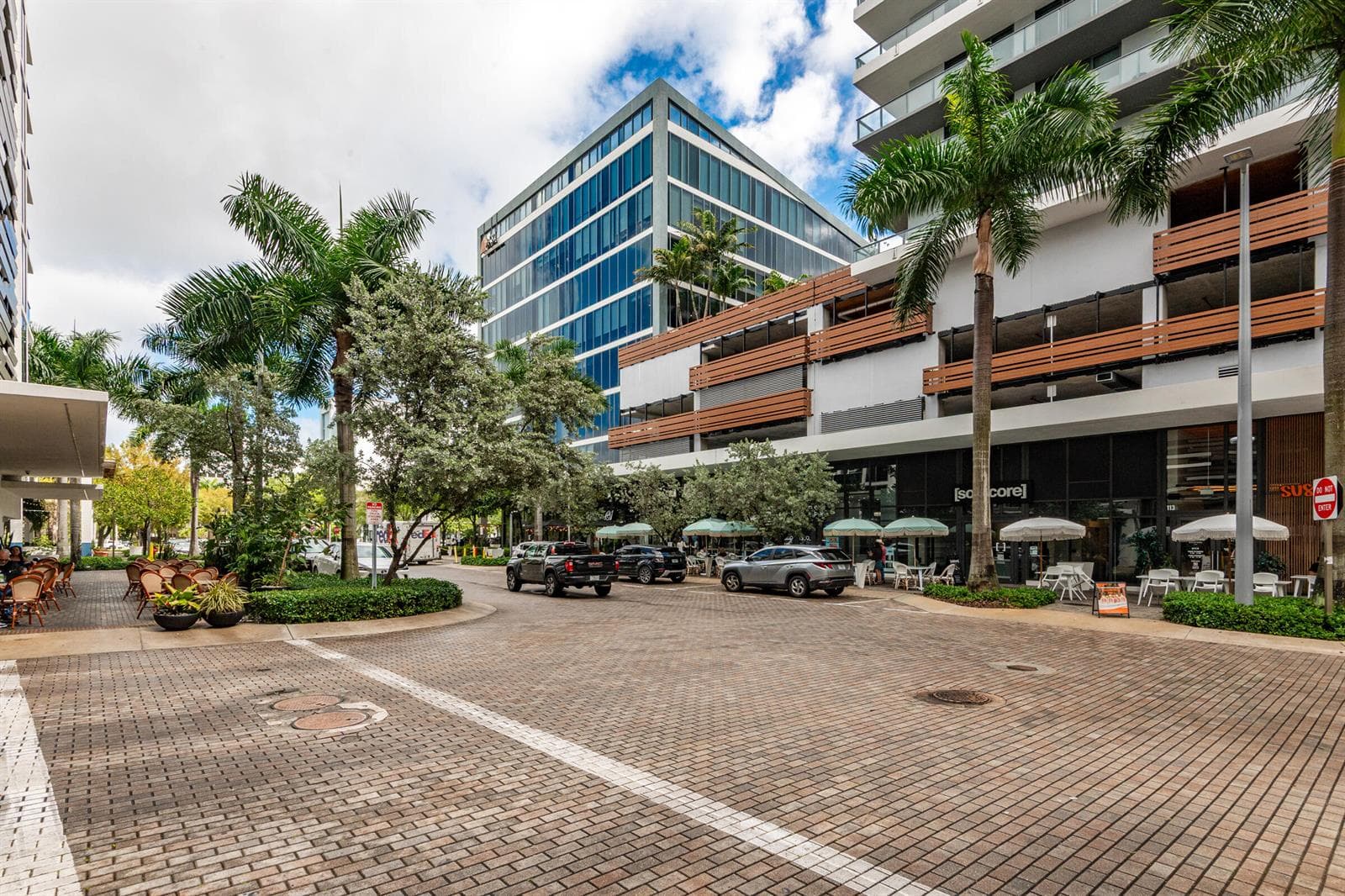 2960 NE 207th Street # 708, Aventura FL 33180 — 1