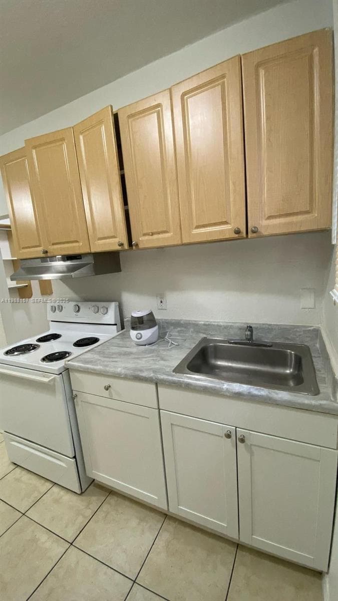 1021 NW 3rd st # 206, Miami FL 33128 — 3