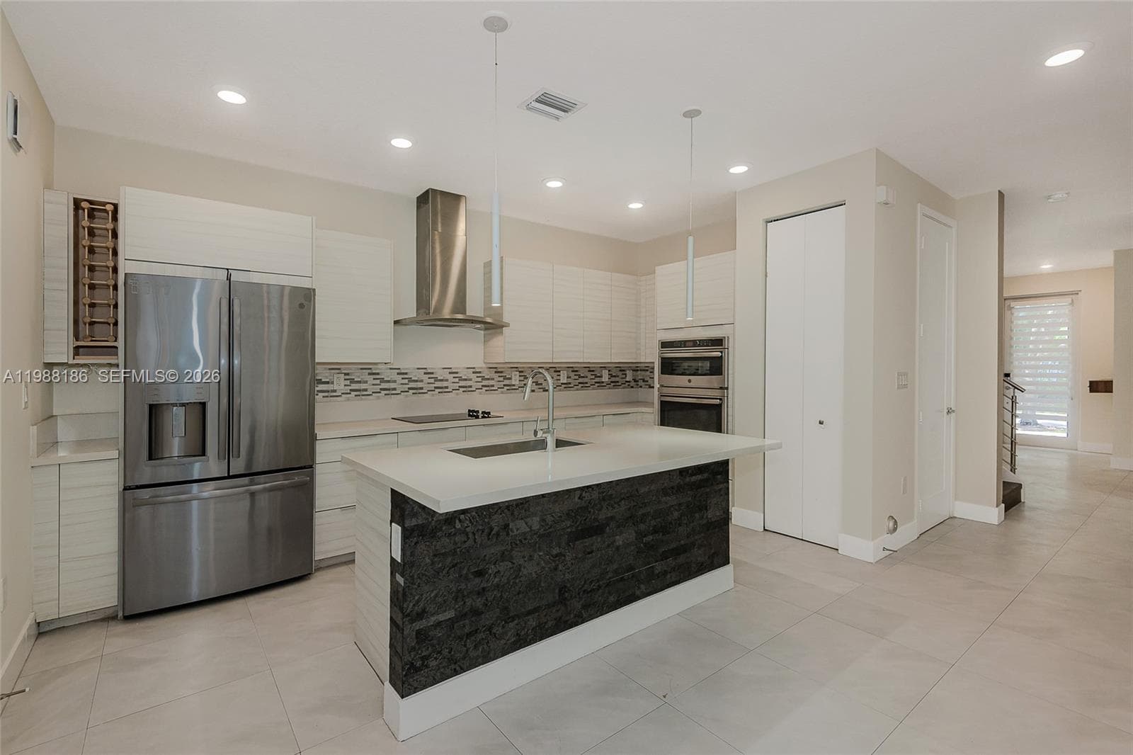 10460 NW 67th St, Doral FL 33178 — 23