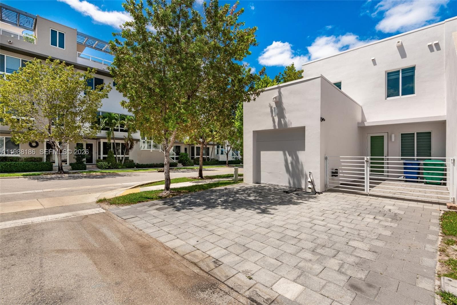 10460 NW 67th St, Doral FL 33178 — 40