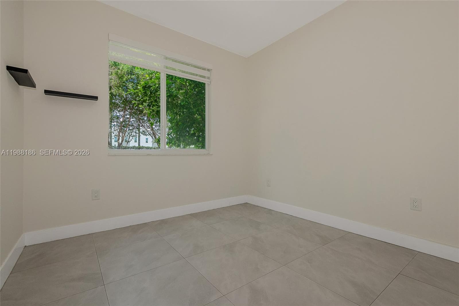 10460 NW 67th St, Doral FL 33178 — 25