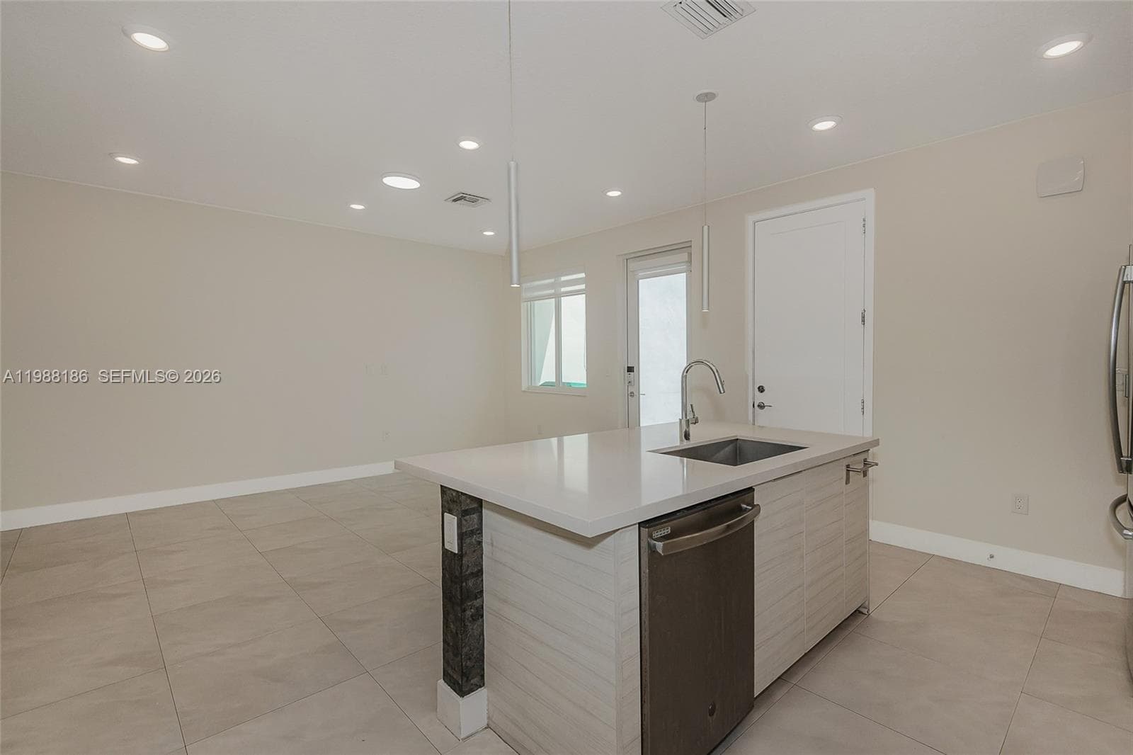 10460 NW 67th St, Doral FL 33178 — 21
