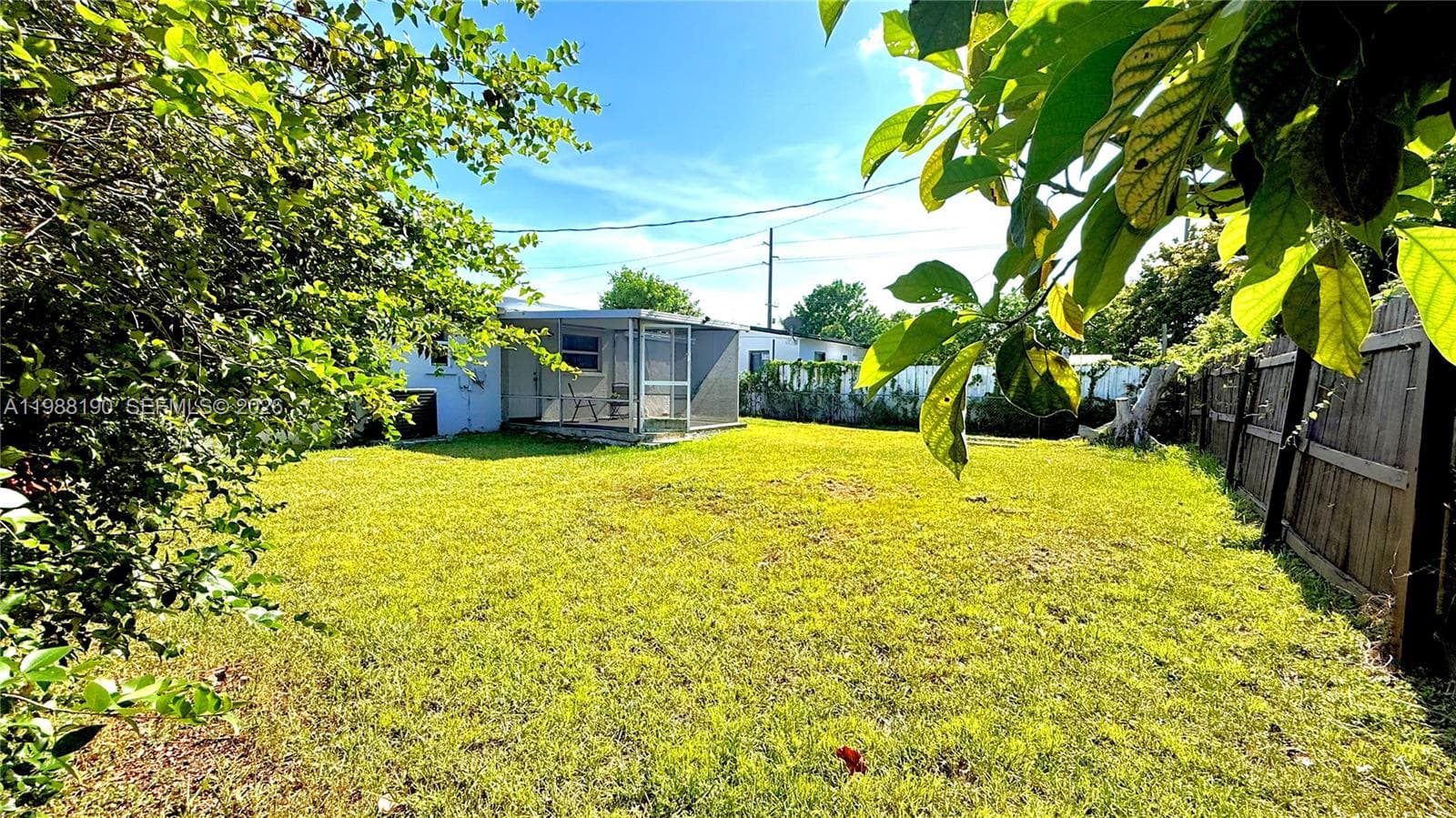 1411 NE 155th Ter, North Miami Beach FL 33162 — 25