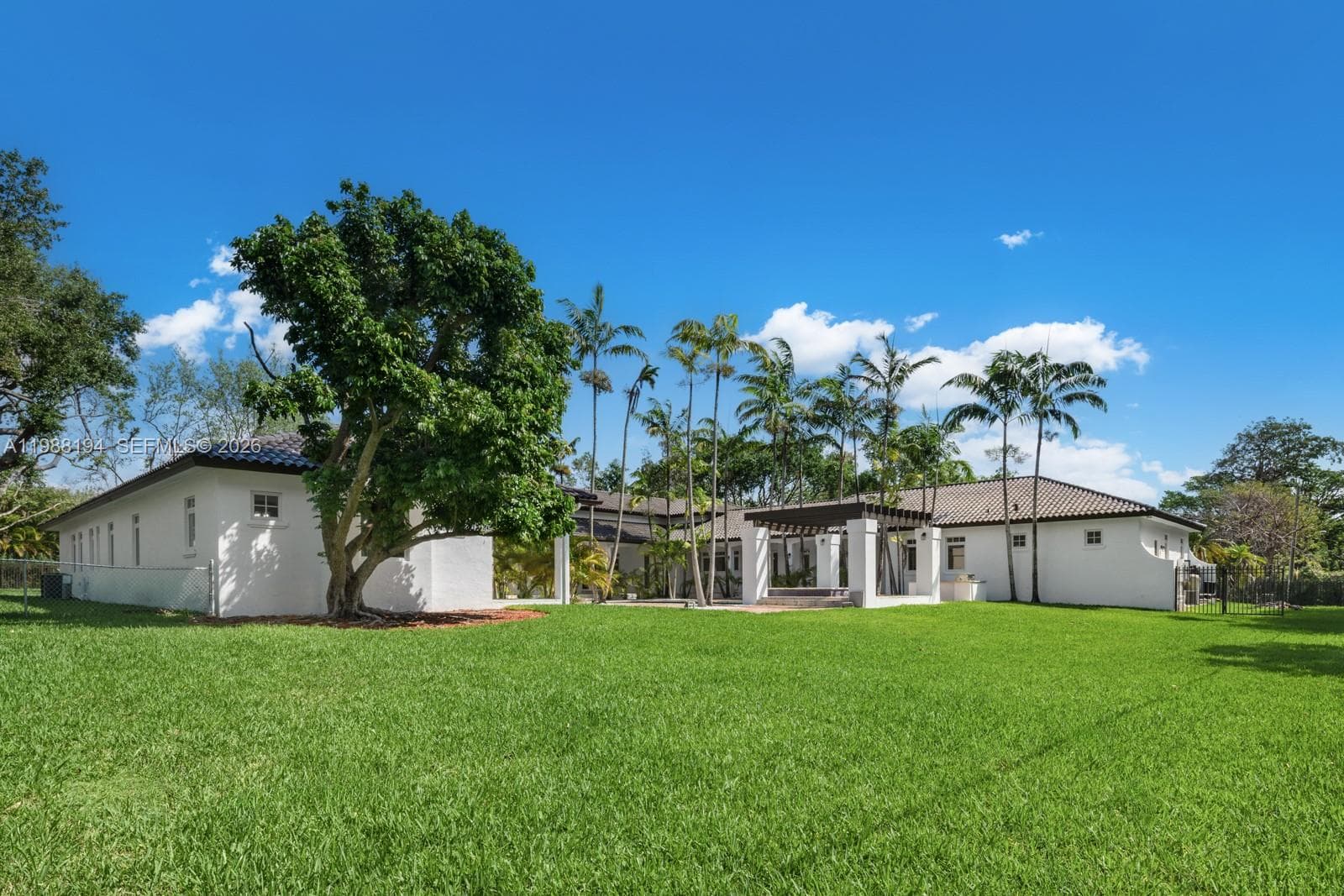 6200 SW 130th Ter, Pinecrest FL 33156 — 42