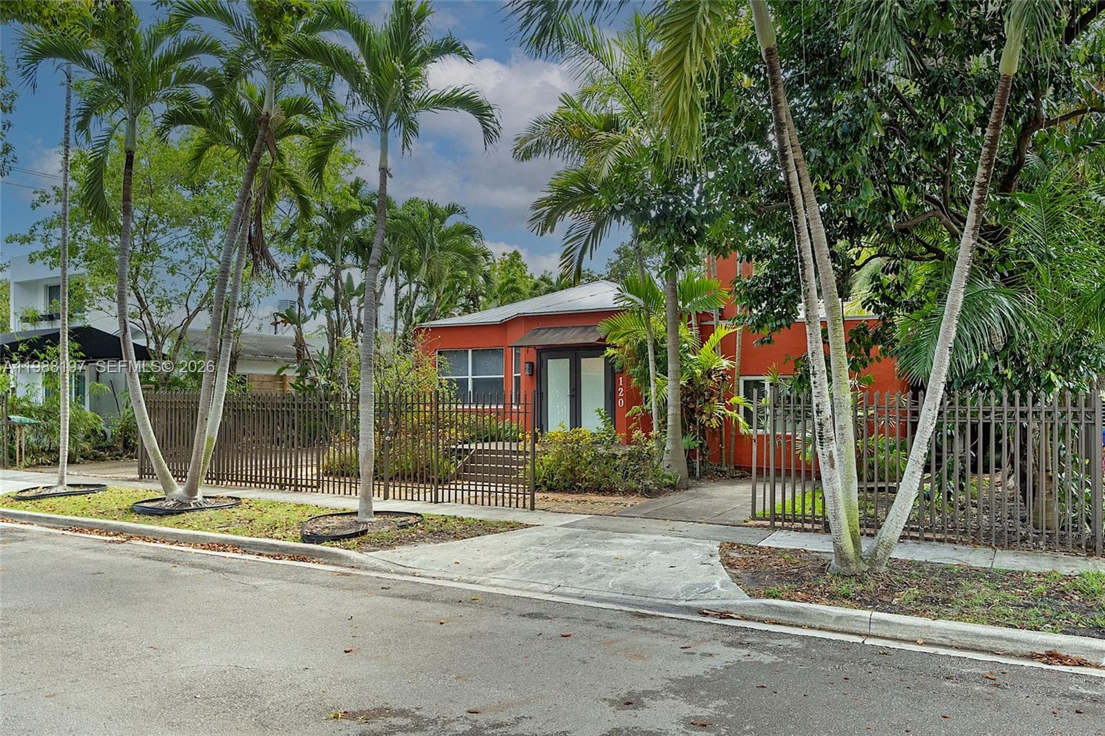 120 SW 24th Rd, Miami FL 33129 — 13