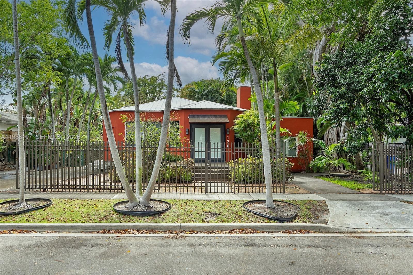 120 SW 24th Rd, Miami FL 33129 — 12