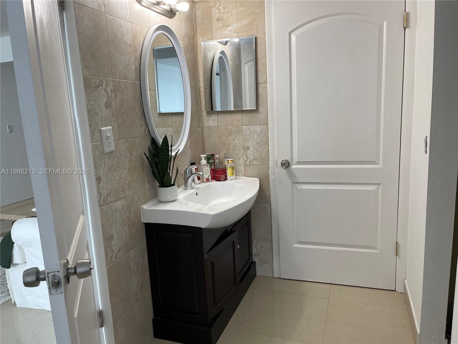 6820 Indian Creek Dr # 3B, Miami Beach FL 33141 — 5