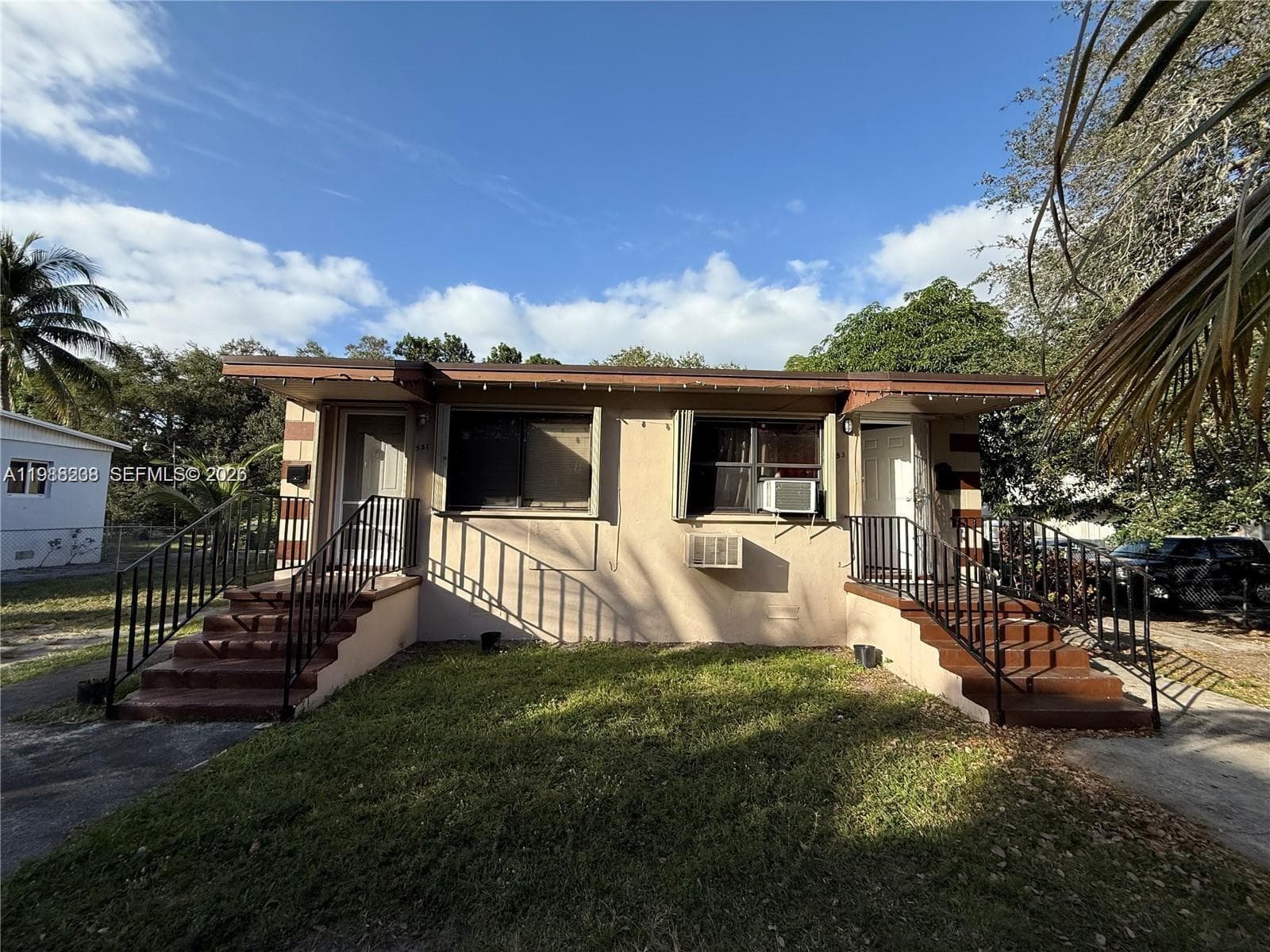 551-553 NE 133rd St, North Miami FL 33161 — 1